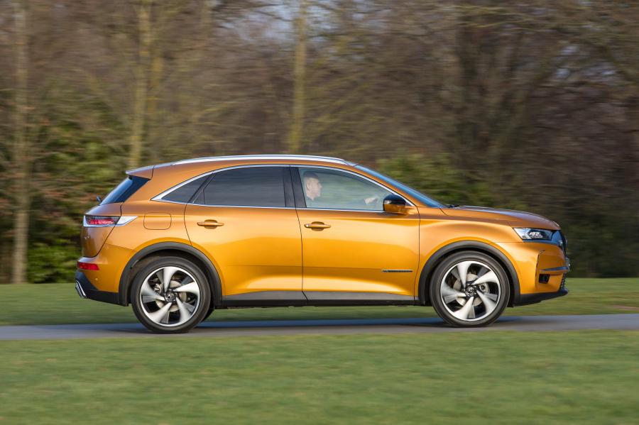  DS 7 Crossback (X74) 2018 года  (UK) (фото 3 из 12)